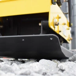 BAMATO - BAVARIAN MACHINE TOOLS BAMATO Rüttelplatte R-165RV Mit Vor- Und Rücklauf 10 BAMATO - BAVARIAN MACHINE TOOLS BAMATO Rüttelplatte R-165RV Mit Vor- Und Rücklauf -Betonmischer Verkaufe 41065559 4